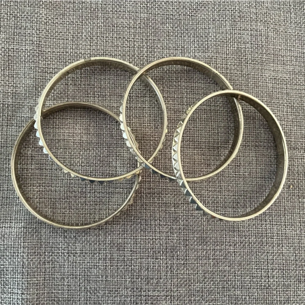 N/A set silver
